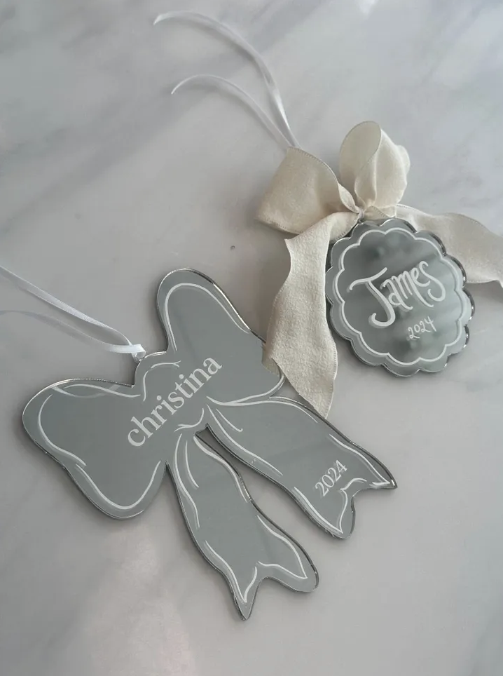 SILVER MIRROR ACRYLIC BOW ORNAMENT
