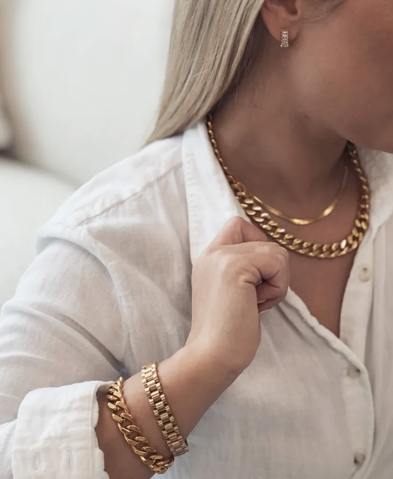 CHUNKY 18K GOLD BRACELET AND NECKLACE STACK