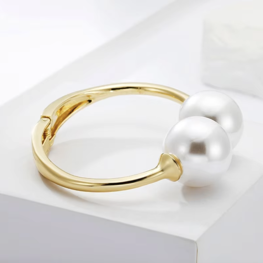 GOLD PEARL CUFF BANGLE