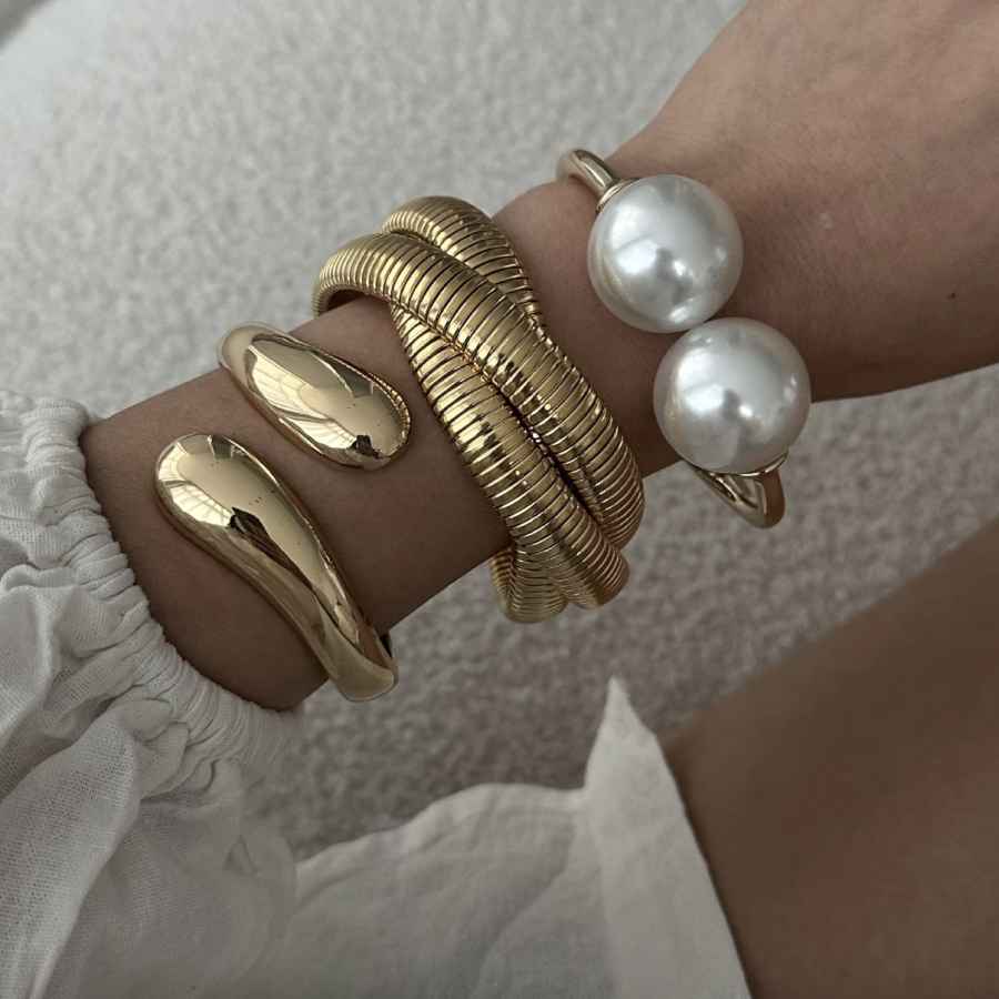 GOLD PEARL CUFF BANGLE STACK