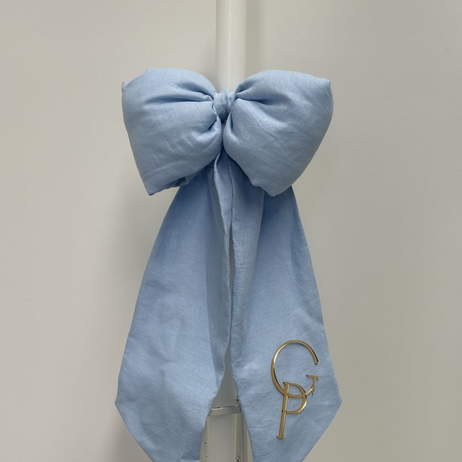 LIGHT BLUE LINEN BOW CHURCH CANDLE LAMBATHA WITH ACRYLIC INITIALS